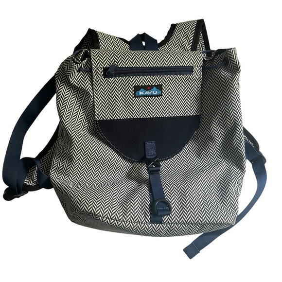 KAVU SATCHEL PACK Black White Like New - Picture 1 of 5